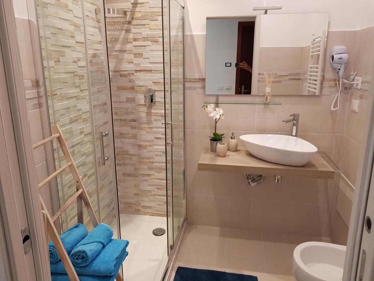 Martin Holiday Apartments Giardini Naxos Bagian luar foto