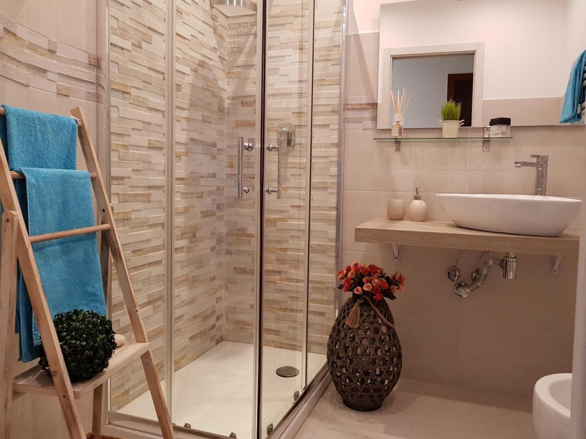 Martin Holiday Apartments Giardini Naxos Bagian luar foto